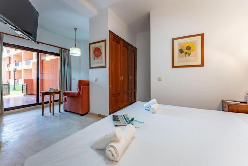 Ct 240 - Beachfront Apartment -Don Juan Manilva Ngoại thất bức ảnh